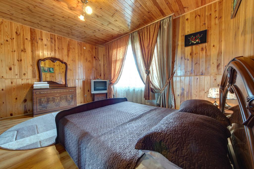Guest House Velet Bukovel Exterior photo